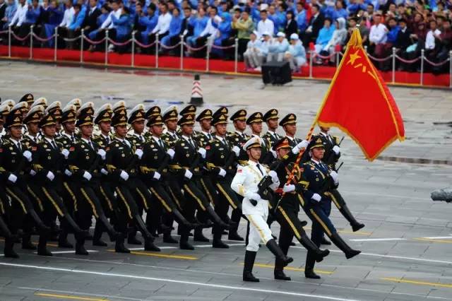 参加阅兵后光荣归校